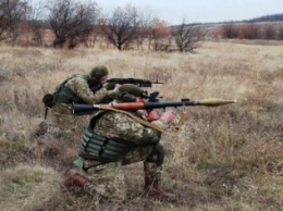 Сепаратисты "давят" на позиции сил АТО и продолжают обстреливать Авдеевку