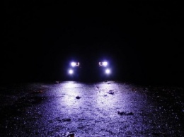 Головной свет Volkswagen Passat и KIA Optima опасен при ночном вождении