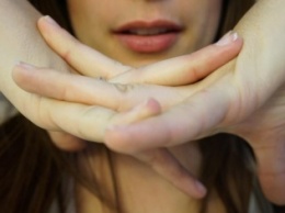 Любите щелкать пальцами? Ученые нашли ответ на вопрос, почему же у людей возникает такая привычка