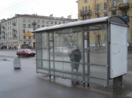 В Питере УАЗ вылетел на автобусную остановку
