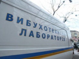 В Ужгороде ищут взрывчатку в здании ОГА, где началась сессия облсовета