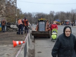 В Кривом Роге комиссиия примет решение, в каком ремонте нуждается мост на Харитонова (ФОТО)