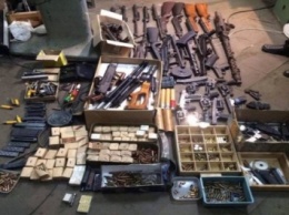 Полиция задержала киевлянина, который торговал оружием