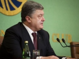 Порошенко устроил разнос путинским журналистам в Японии