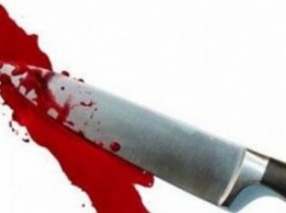 На Днепропетровщине пьяный пенсионер ударил ножом молодого мужчину
