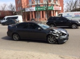 ДТП на улице Гагарина: столкнулись два легковых авто (ФОТО)