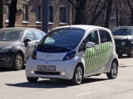 Mitsubishi i-MiEV стал работать парконом