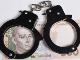 На Львовщине чиновник тянул деньги из воинов АТО за выдачу квартир