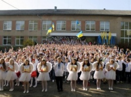 Пятнадцать тыс. школьников Закарпатья помолились за мир в Украине