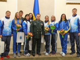 Украинские военные-спортсмены за неделю завоевали восемь золотых медалей