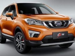 В Китае начинаются официальные продажи SUV Changan CS15