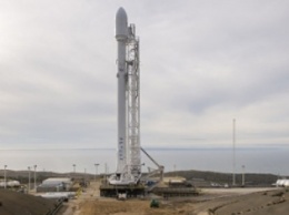 Первая успешная посадка ракеты Falcon 9 на платформу в океане (ФОТО, ВИДЕО)