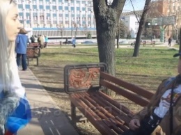 "Ты политическая п********а и шавка": стриптизерша Пятерикова из "Луганской гвардии" показала видео расправы над Бахмутским
