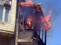 В Кременчуге женщина сама потушила пожар на балконе