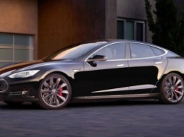 Tesla обновит Model S