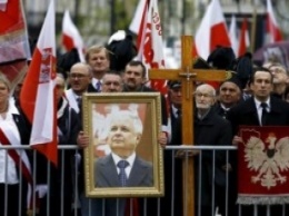Шесть лет спустя: в Польше сегодня вспоминают погибших в Смоленской авиакатастрофе