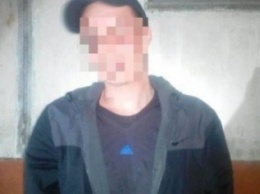 В Кременчуге патрульные задержали похитителя женских сумочек