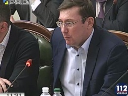 Луценко об отставке Яценюка: Политический деятель должен признавать реальность и вовремя делать серьезные шаги