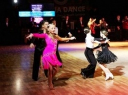 Дуэты херсонских танцевальных школ заняли первые места в конкурсе Tavria Dance Festival