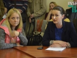 Жители Николаева пожаловались депутатам-«земельщикам» на «наливайку», которая не дает им спокойно жить
