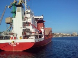 Кабмин официально закрыл рыбные порты в Керчи и Севастополе