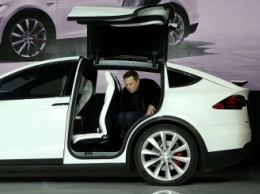 Tesla отозвала 2700 автомобилей Model X из-за дефекта сидений