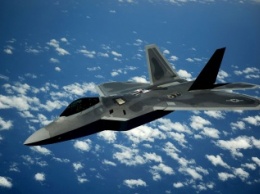 США вновь разместили в Европе истребители пятого поколения F-22 Raptor