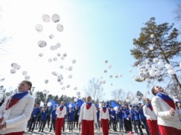 В РФ с космодрома выпустили в небо 500 шаров с портретами Гагарина (фото)