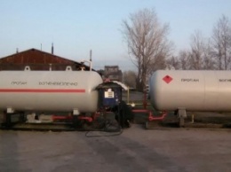В соседнем районе фискальщики "прикрыли" нелегальную газовую заправку (ФОТО)