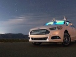 Ford протестировал автономный автомобиль Ford Fusion Hybrid ночью