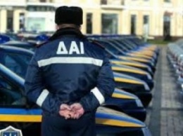 Экс-сотрудники ГАИ до сих пор "дежурят" на дорогах Харьковской области