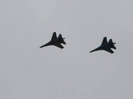 В Луцке проходят военные учения, над городом летают истребители