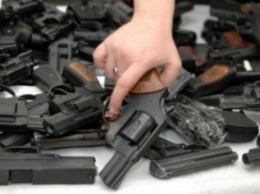 Трем жителям Сумщины грозит срок за хранение оружия