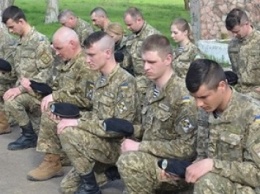Как новоиспеченные "черные береты" готовятся защищать Украину (ФОТО)