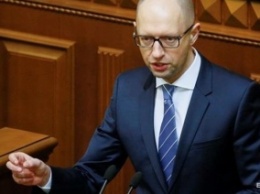 Яценюк просит ВР удовлетворить его отставку, говорит, что «впереди - великие дела и свершения»