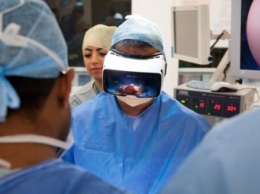 Хирургическую операцию впервые покажут в прямом эфире с помощью VR-технологии