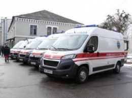 На закупку «скорых» и оборудования для областных больниц направят 40 миллионов гривен