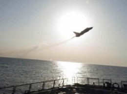 США не оставят без внимания провокацию самолетов РФ против эсминца "Дональд Кук"