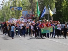 В Херсоне прошел эко-марш «Сделаем Украину чистой вместе»