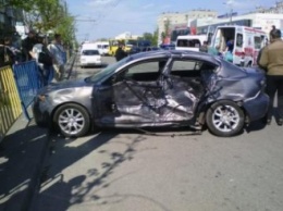 Подробности аварии в Днепропетровске: «Mazda 3» въехала в «скорую»