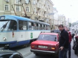 В Харькове из-за аварии встали трамваи