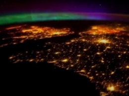 NASA показало северное сияние из космоса (ВИДЕО)