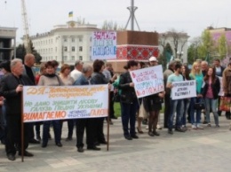 Работники лесхозов протестовали в центре Херсона (фото)