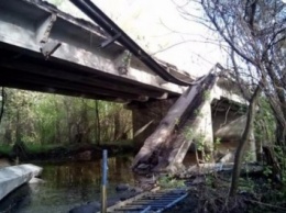 Мост обрушился в Полтавской области