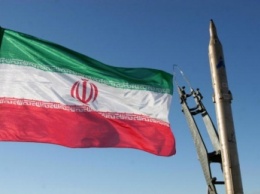 Иран собирается к концу июня нарастить добычу нефти до досанкционного уровня