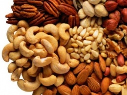 Ученые: Орехи снижают риск развития рака