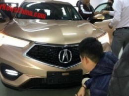 Новая модель Acura попала на фото за считанные дни до премьеры