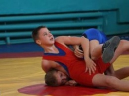 Юные спортсмены из Нового Буга добыли лицензии на Чемпионат Украины по греко-римской борьбе