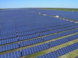 Солнечные электростанции Клюева в Одесской области перешли китайской госкомпании: представители КНР осмотрели свою собственность