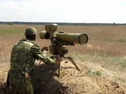 Боевики ведут огонь по силам АТО из противотанковых ракетных комплексов